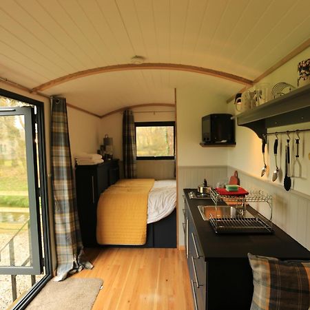 Otter Shepherds Hut Bodmin Exterior foto